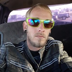 Meet your Posher, Cory